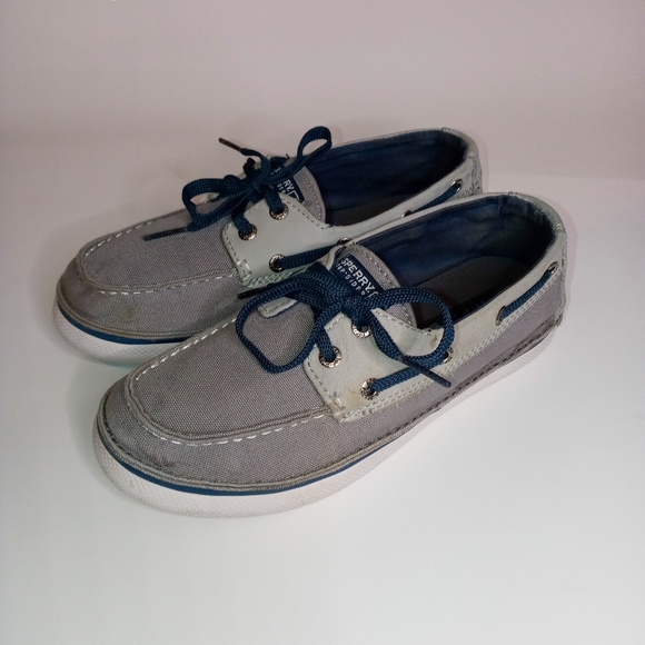 kids deck shoes